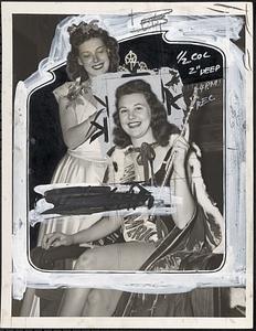 "Miss America 1939" crowns "Miss America 1930"