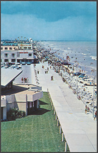 Elevated view looking north at Jacksonville Beach, Florida