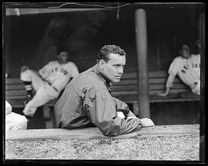 1 bb player dugout sitting