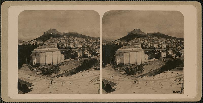 Athen. Blick zum Lykabettos vom Stadion aus