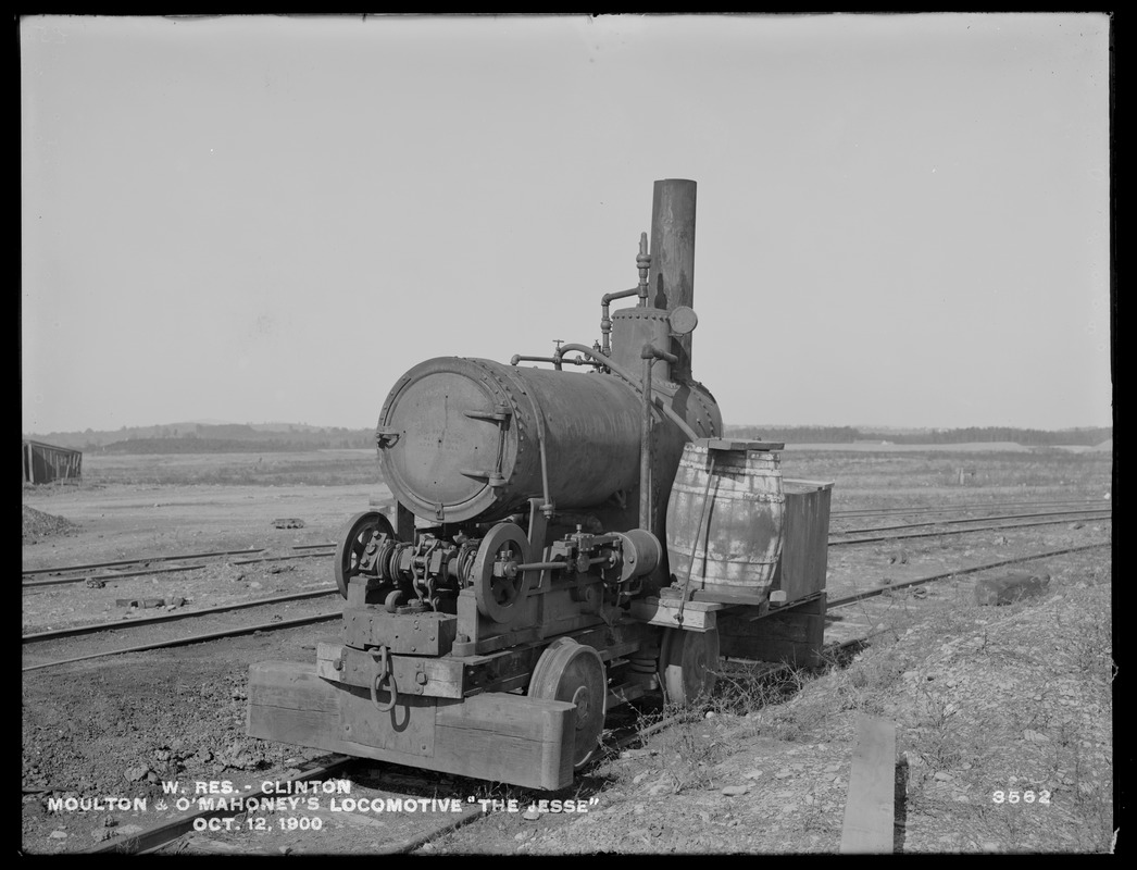 Wachusett Reservoir, Moulton & O'Mahoney's locomotive "The Jesse", Clinton, Mass., Oct. 12, 1900