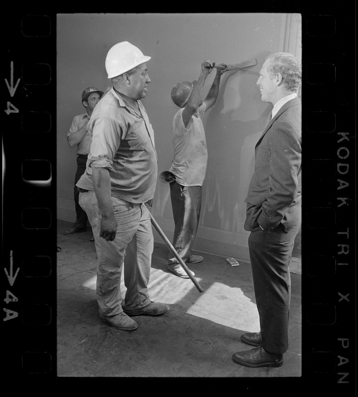 Mayor Kevin White with construction workers at old Boston City Hall