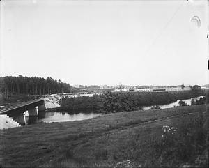 Railroad Bridge from south bank, with family of 4 on bridge