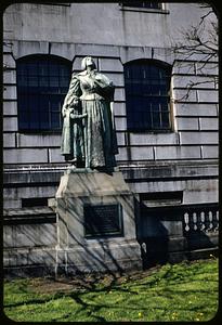 Statue, State House