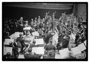Harvard & Radcliffe Glee Clubs symphony Woodworth conducting, Symphony Hall