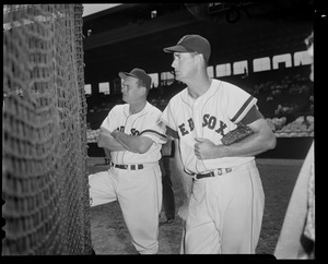 Sox: Ted Williams & manager Higgins