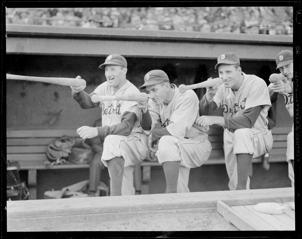 Detroit Tigers Glossy 8x10 Photo HANK GREENBERG CHARLIE GEHRINGER & GOOSE  GOSLIN • $5.99