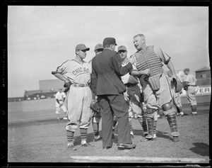 Chicago Cubs players argue with the umpire at Braves Field