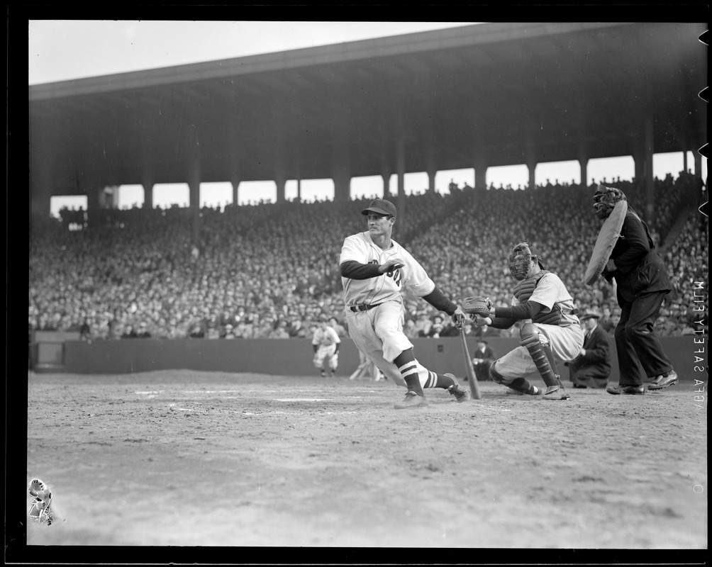 Bobby Doerr hitting vs. Yankees - Digital Commonwealth