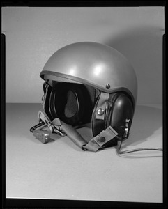 CEMEL, body armor, helmet, DH 132