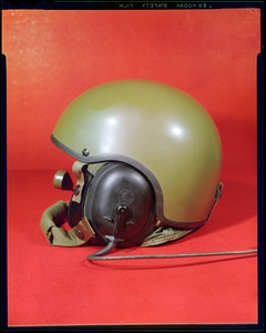 CEMEL, body armor, helmet, DH 132, side view