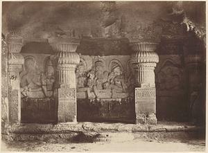 Front of South shrine of Hindu Cave XXI (Ramesvara), Ellora