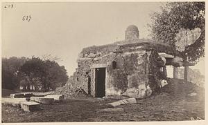 Semi-ruined temple at Dapthu