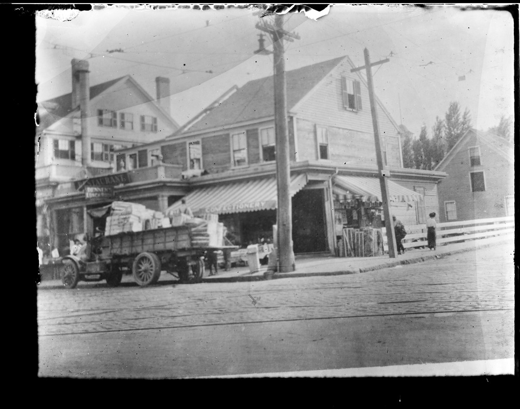 Demolishing Turner house