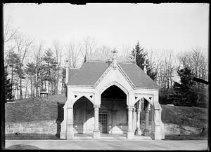 Receiving tomb, Forest Hills Cemetery