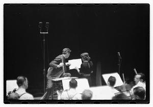 N.B.C. broadcast Frank Black conducting & ChuChu soloist, magic key