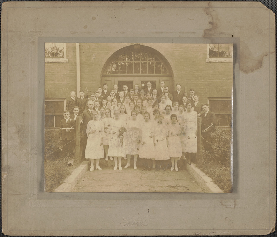 Pupils of the graduating class of 1918-1919 Jackman Grammar School