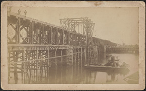 Railroad bridge Newburyport, showing old and new