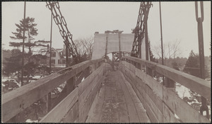 Part of old bridge used as foot bridge while building new Chain Bridge