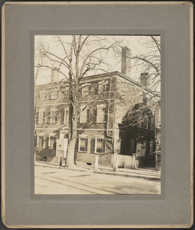 Bartlet-Atkinson House, 3 Market Street, built in 1804