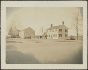 Old Roaf House, three roads, just before being razed, March 1935, Newburyport, Mass.