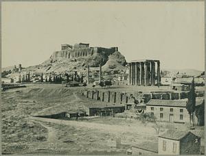 Vue générale de l'Acropole prise de l'Ilissus