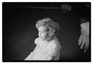 Collier Mrs. & 2 children