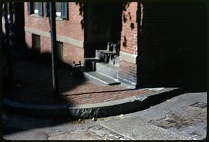 Steps going into a building