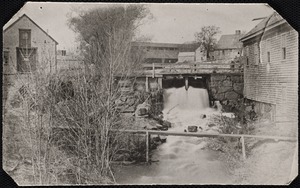 Lower falls close to center factory and carpenter shop of Weymouth Iron Co.