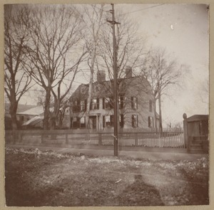 Boston, Dillaway House, Roxbury St., built by Rev. Oliver Peabody who died in 1752. The headquarters of Gen. John Thomas at the time of the siege of Boston.