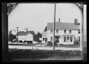Unidentified house, North Main St., north of the Massachusetts Turnpike