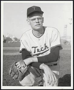 MIT Pitcher Henry Nau