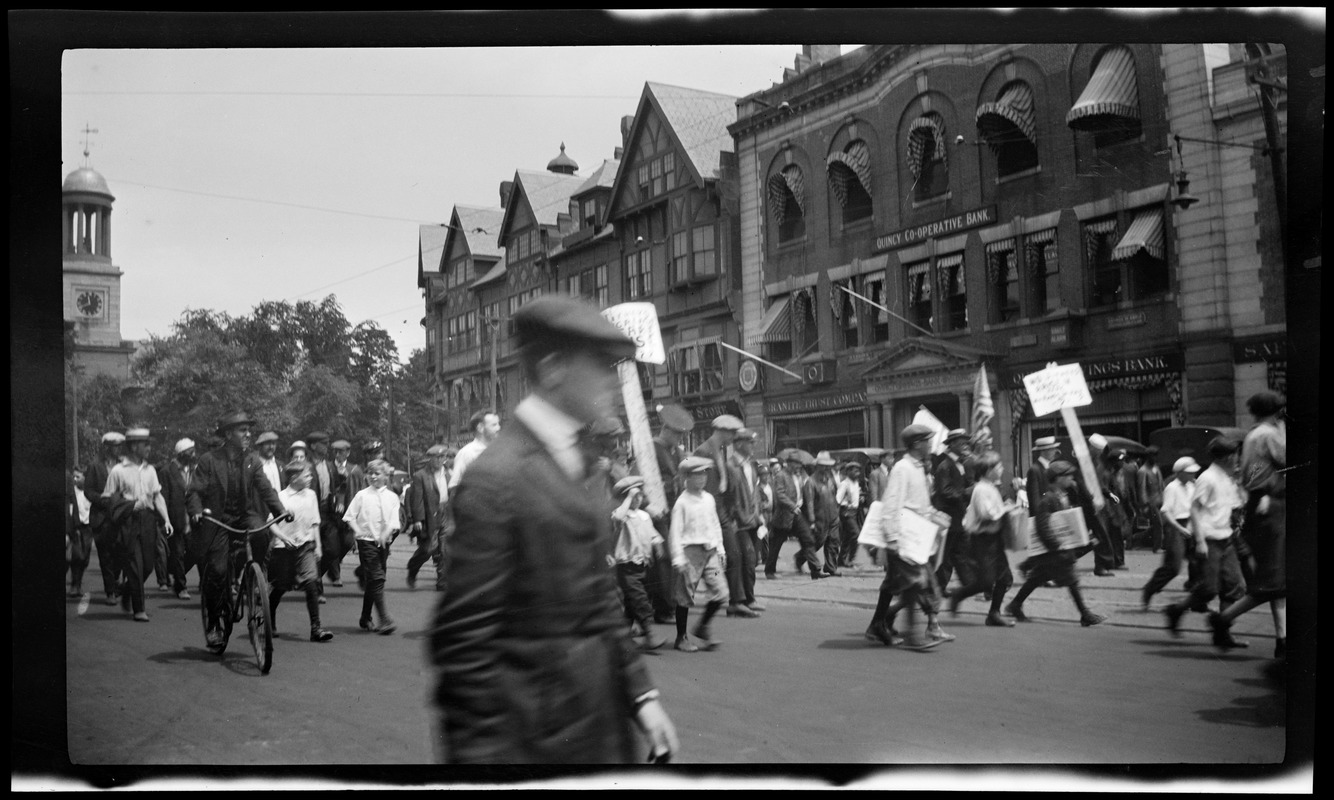 Parade of Fore River employees. July 20, 1920