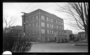 Apartment house 259 Beale St. & Everett 4/14/1931
