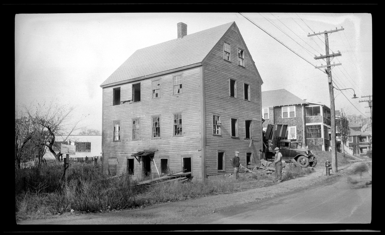 view-of-an-abandoned-house-digital-commonwealth