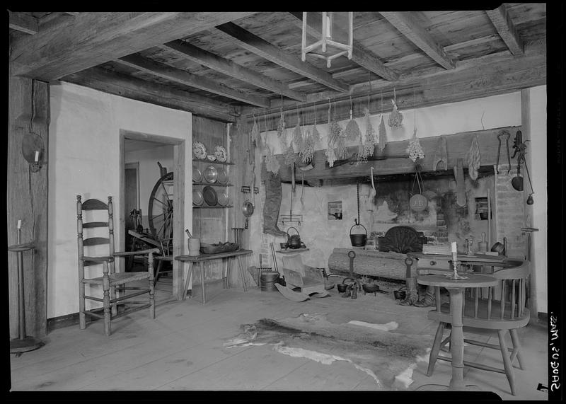 Saugus Iron Works, interior