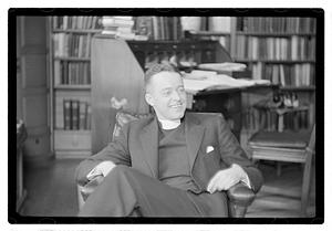 Rev. Dr. Arthur Lee Kinsolving, rector of Trinity Church