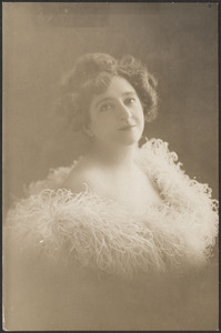 Mme. Blanche Arral soprano