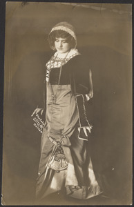 Zina Brozia as Marguerite in Faust