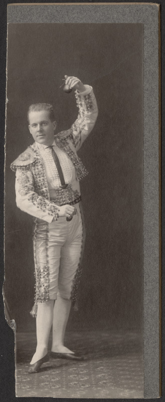 Paul Chute solo dance with La Loie Fuller