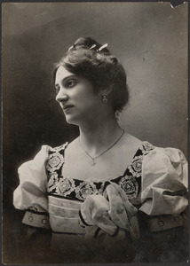 Ester Ferrabini mezzo soprano