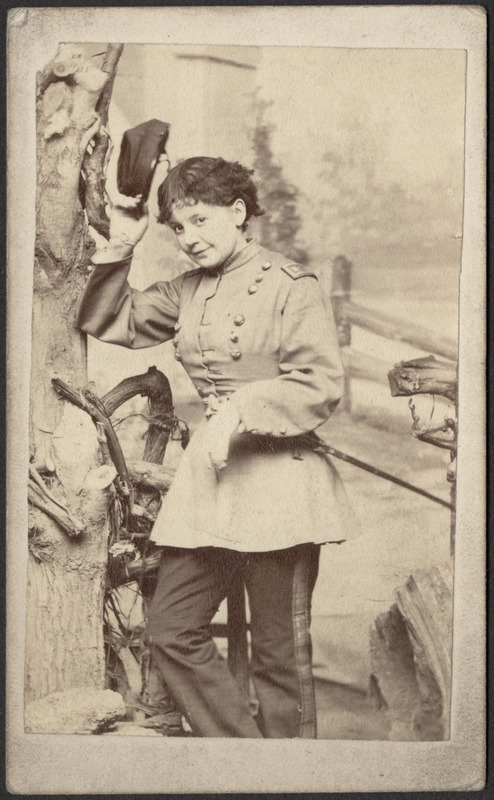 Elise Holt