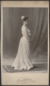 Marie L. Sundborg soprano