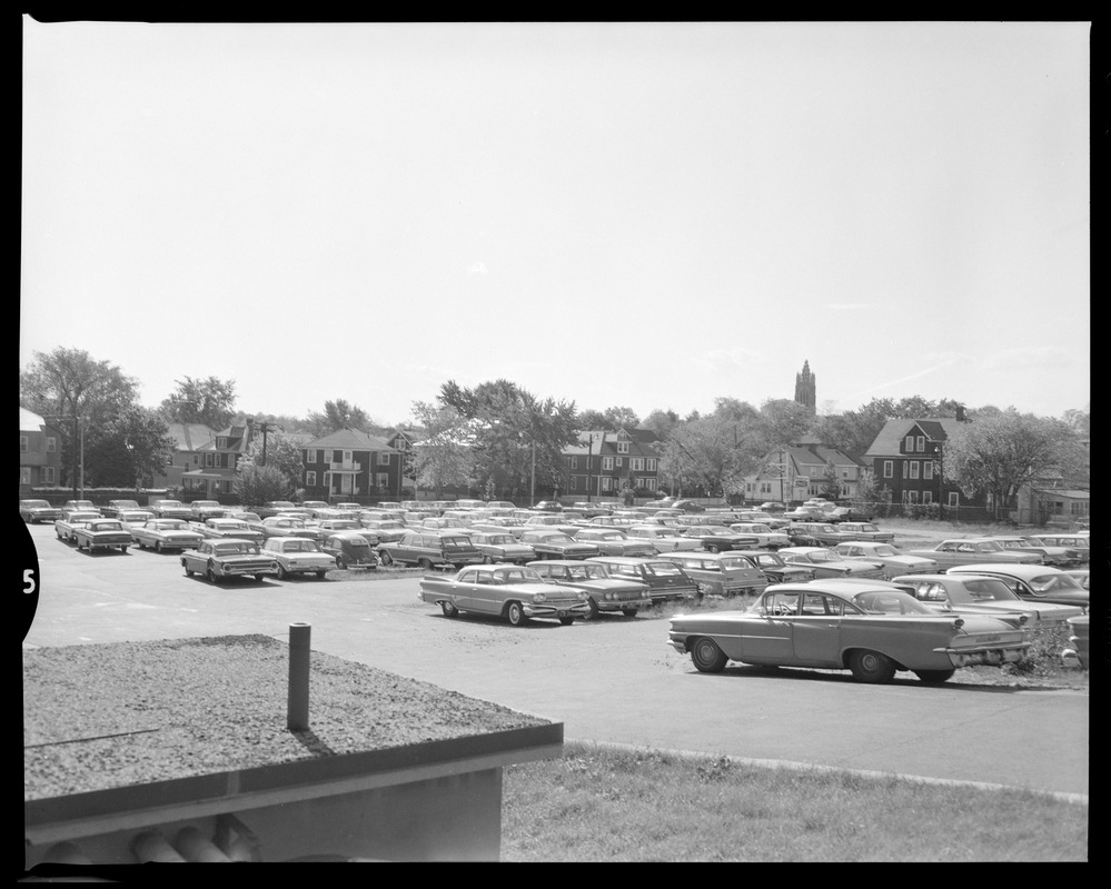 Parking area, rear bldg. 39