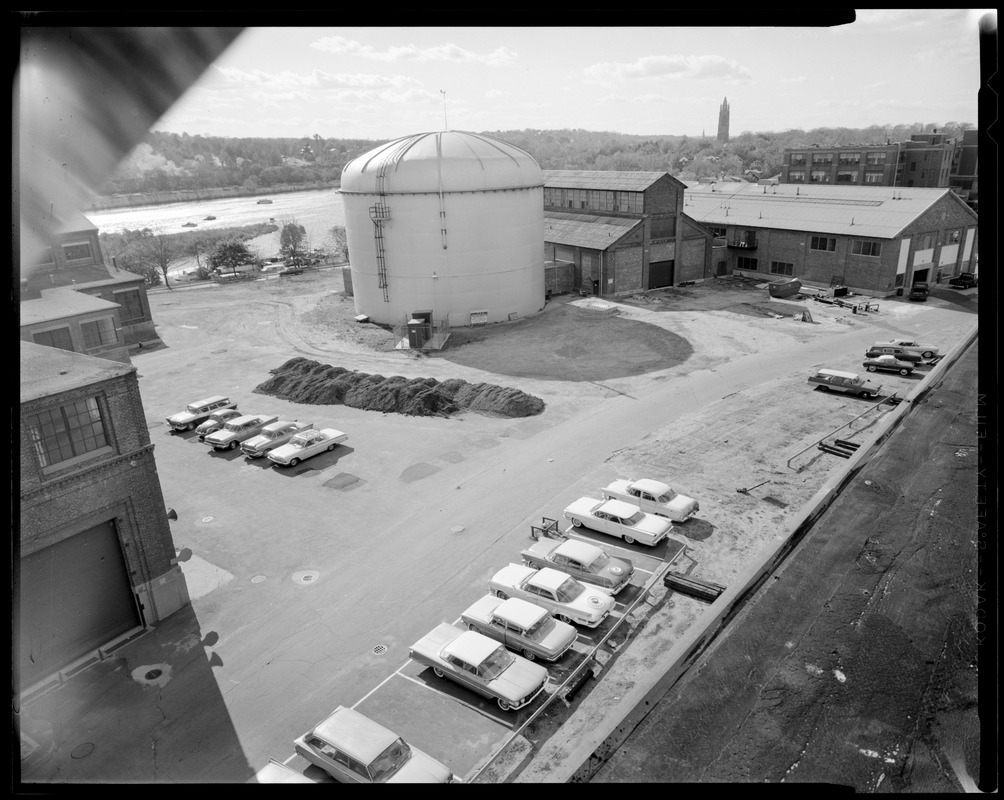 Reactor core and bldg 97