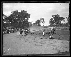 Racing at the country club, Brookline, MA