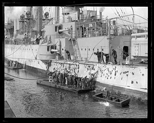 USS Raleigh at Navy Yard