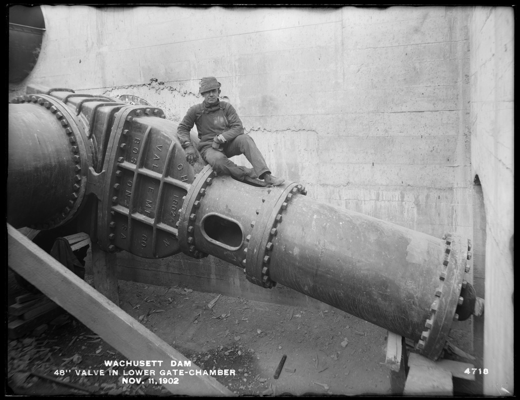 Wachusett Dam, 48-inch valve in lower gate chamber, Clinton, Mass., Nov. 11, 1902
