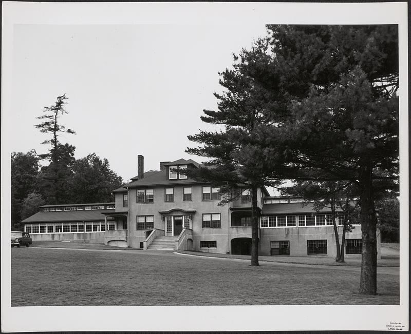 Kendall Whaling Museum - Digital Commonwealth