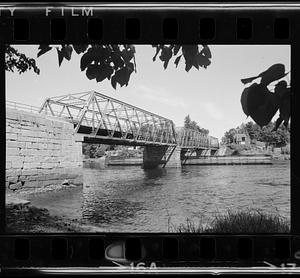 Merrimack River bridges